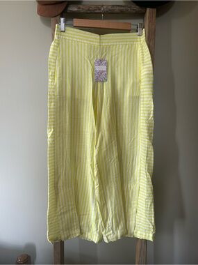 NWT linen Stella Parker Yellow Stripe Cropped Wide-Leg Pants, so fun! Size S